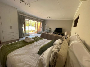 Olive Branch Cottage off grid